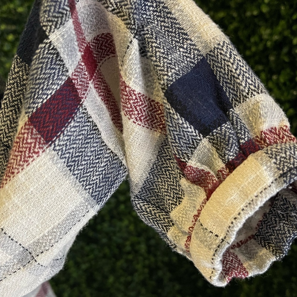 Doe & Rae Blouse - Picture 5 of 8